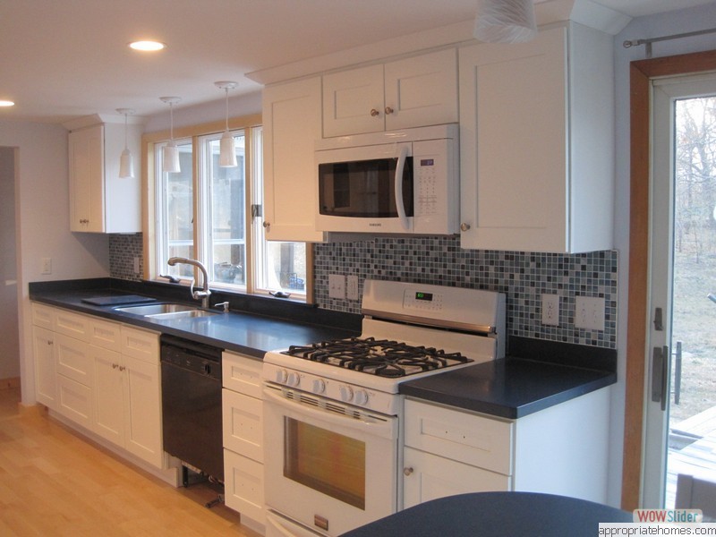 Charlton_tile_backsplash